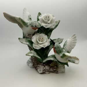 Vintage 1997 Hummingbirds & Flowers Figurine – Y.H. Porcelain Collectible